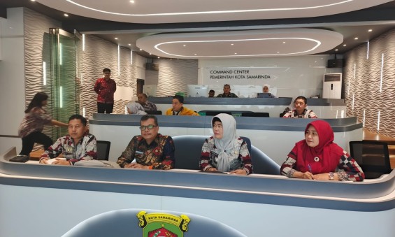 Pembagian Akun dan Pelatihan Penerapan Teknologi Artificial Intelligence (AI) di Kota Samarinda